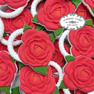 camellia toss